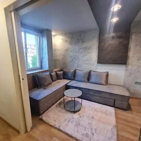 Apartment Сапфир - Топ Център *